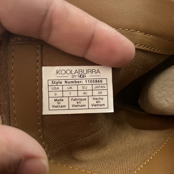 Koolaburra Ugg Chestnut Brown Suede Samiah Buckle Ankle  Heeled Bootie Size: 9 - Picture 9 of 9